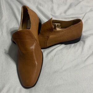 New - Bacco Bucci Brown Leather Slip-On Loafers